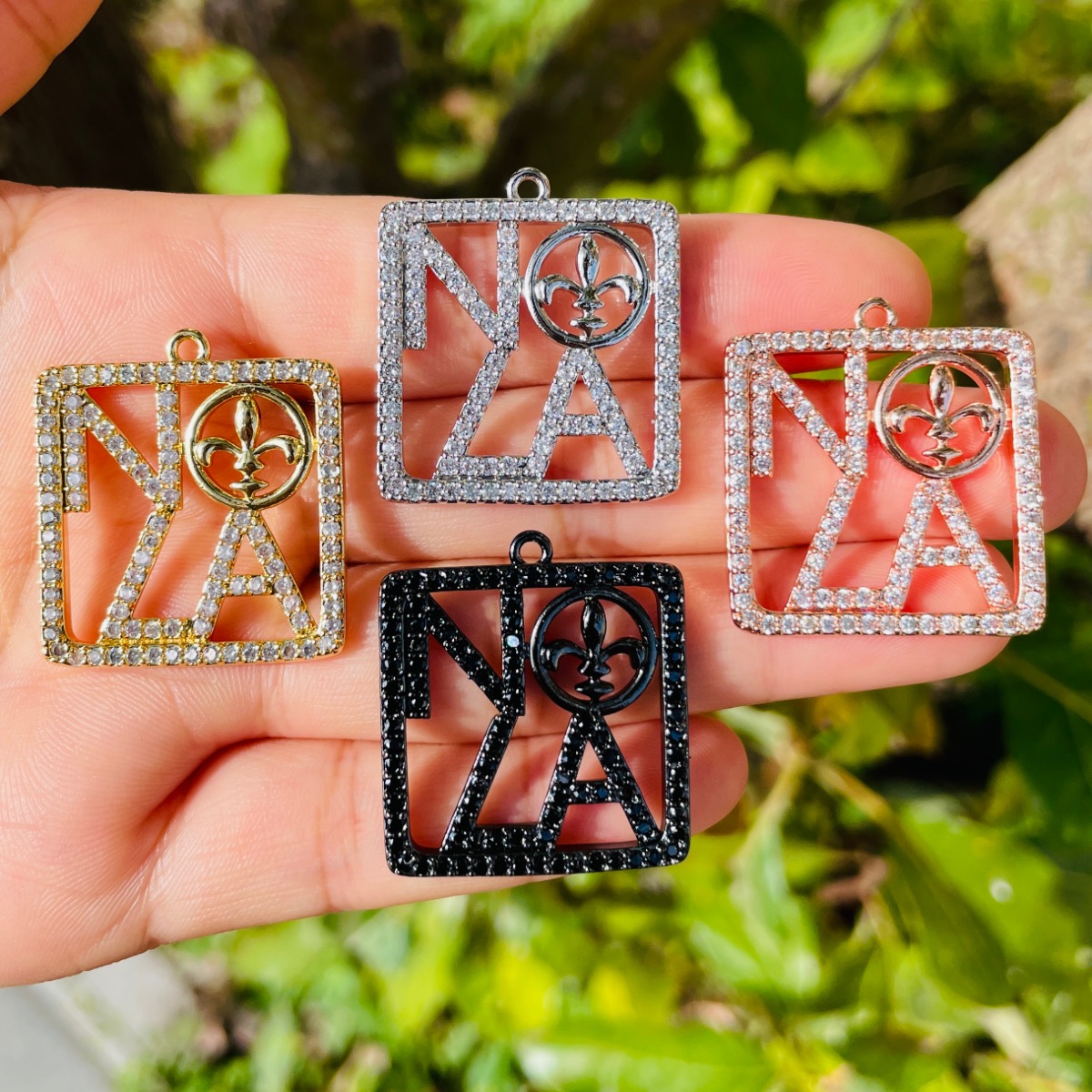 5pcs Zirconia Pave NOLA Fleur  - Jewelry Making New Orleans avaliação e preço